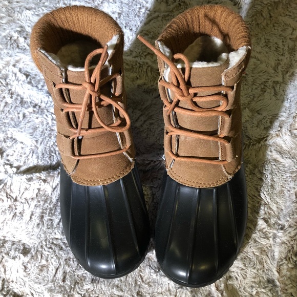 poshmark duck boots